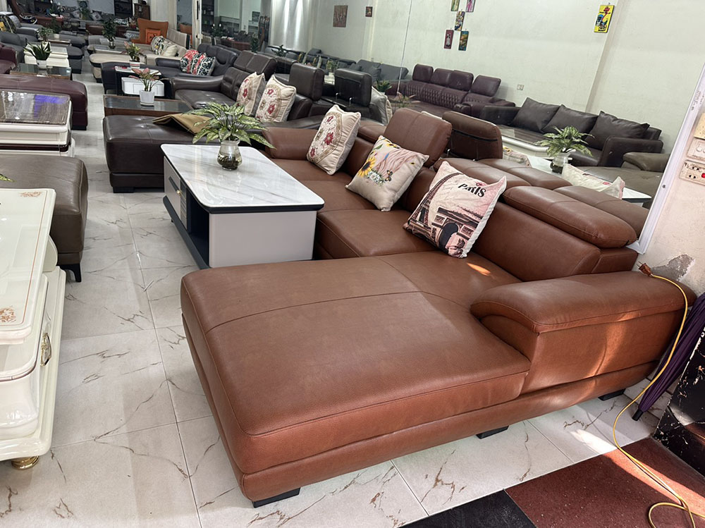 Cách để làm sạch một chiếc ghế sofa nhung như thế nào dễ dàng ?