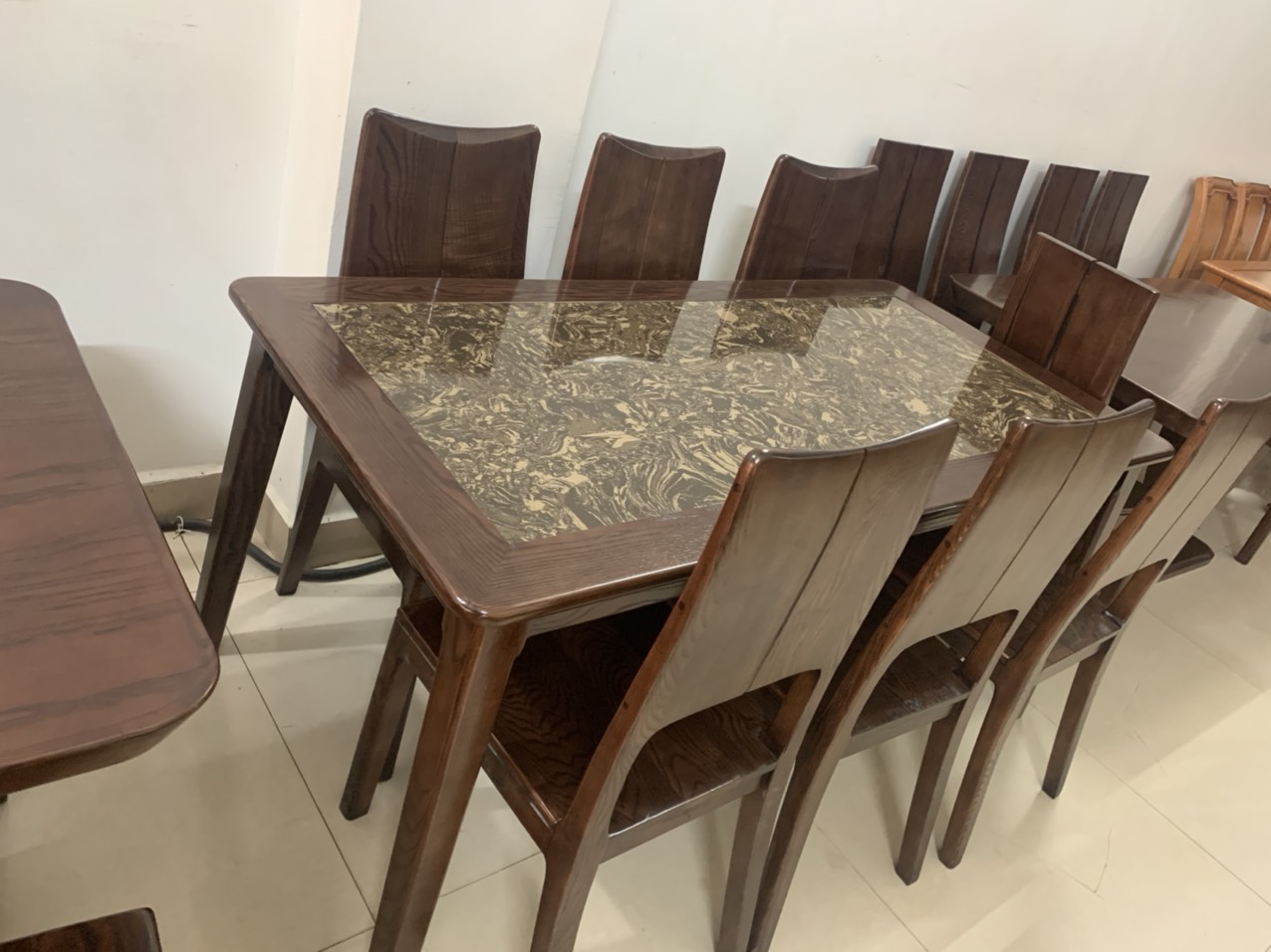 bàn ăn gỗ sồi mặt đá giá rẻ 6 ghế